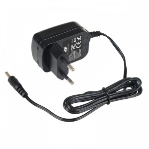 AKYGA Zasilacz 5V/2A 10W AK-TB-34 3.5X1.35mm Sieciowy uniwersalny
