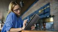 Lenovo Laptop ThinkBook 14 G6 2in1 22AR002FPB W11Pro Ultra 7 355/16GB/512GB/INT/14.0 WUXGA/Touch/Luna Grey/3YRS OS + CO2 Offset