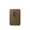 Apple Portfel z tkaniny FineWoven z MagSafe do iPhonea - ciemna oliwka